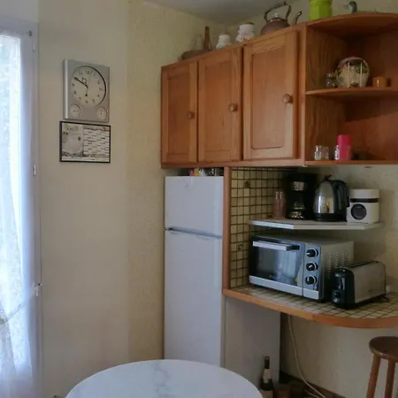 Bm000-007 3 Pieces 4 Couchages Sur *