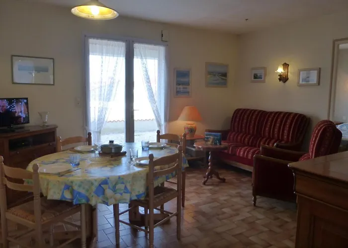 Bm000-007 3 Pieces 4 Couchages Sur Villa Brem-Sur-Mer